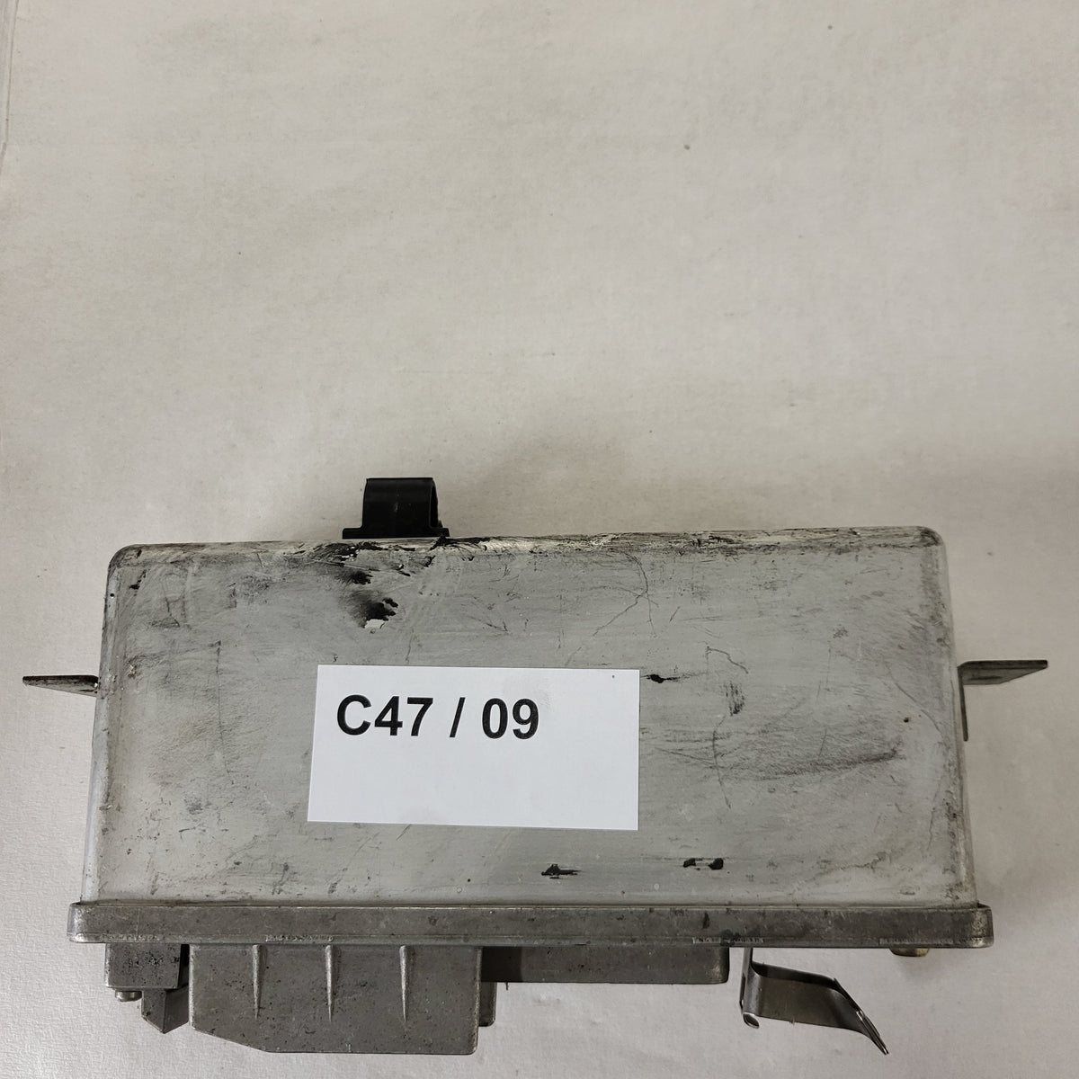 LANCIA ABS ECU / 0265100044 / BOSCH - C47-09 - 3