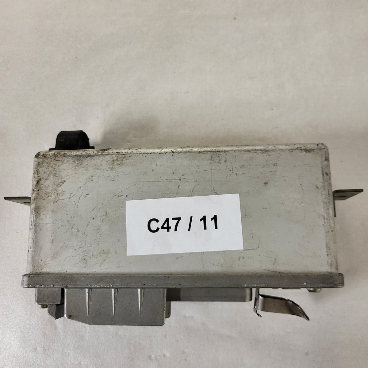 LANCIA ABS ECU / 0265100044 / BOSCH - C47-11 - 3