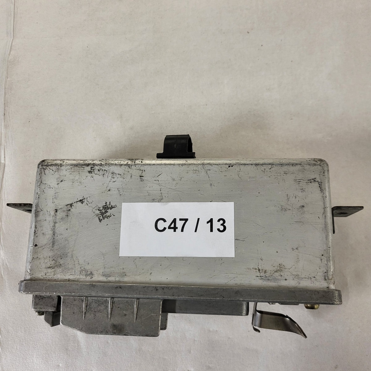 LANCIA ABS ECU / 0265100044 / BOSCH - C47-13 - 3