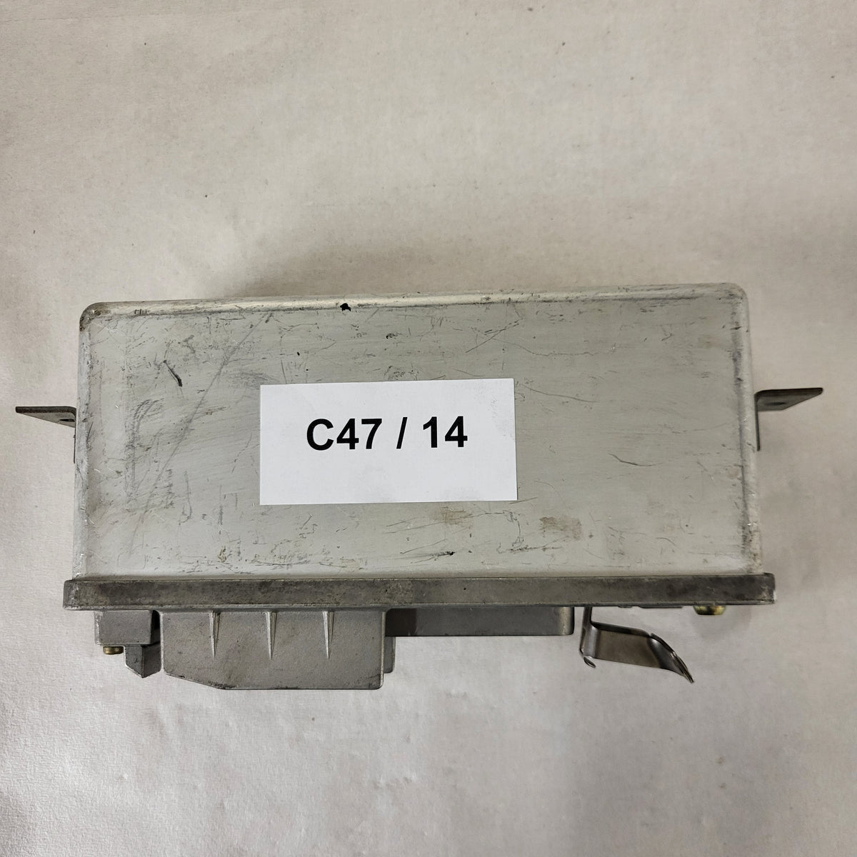 LANCIA ABS ECU / 0265100044 / BOSCH - C47-14 - 3