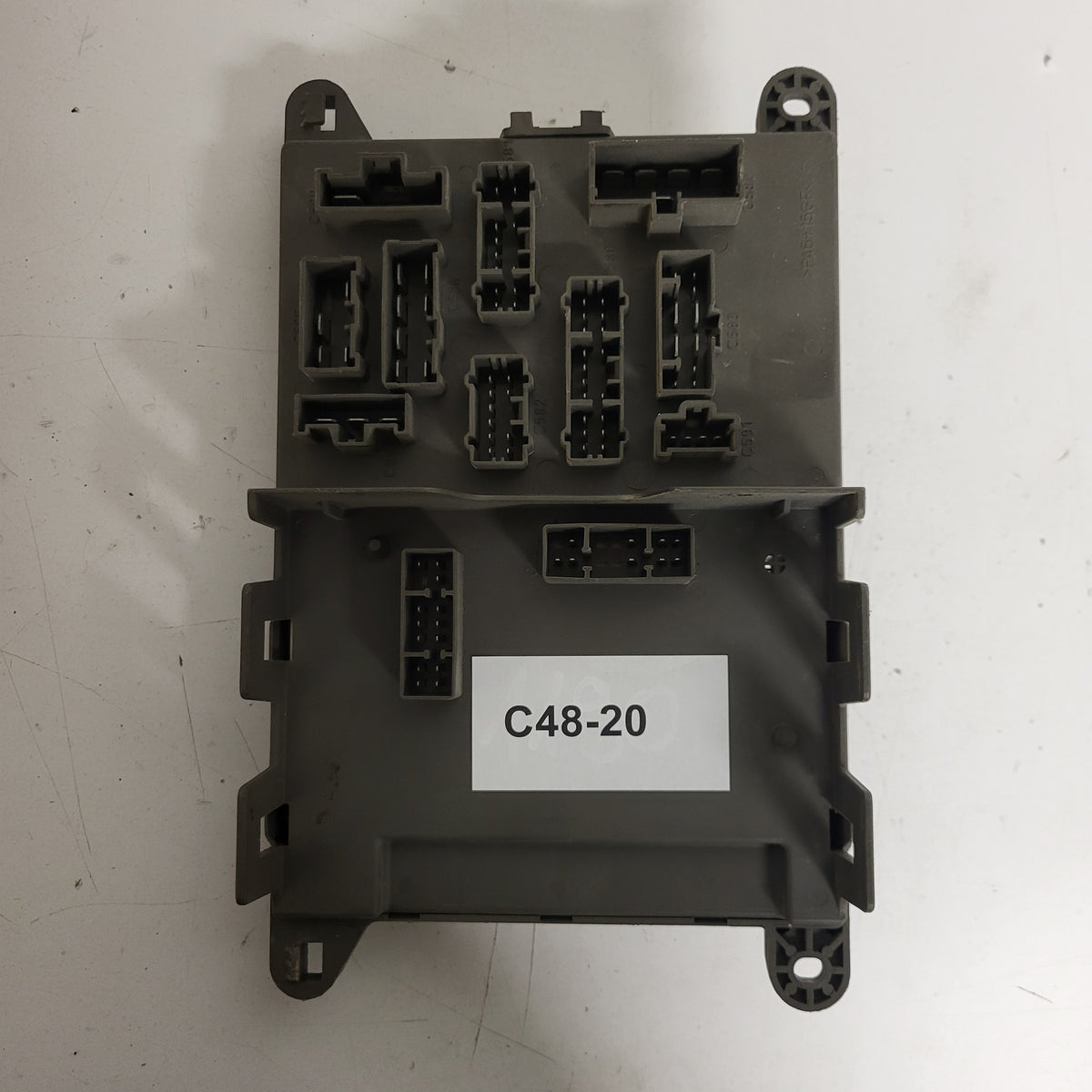 LAND ROVER FREELANDER SCATOLA FUSIBILI FUSE BOX / YQE102930 / 518665104 / YQE 10 - C48-20 - 3
