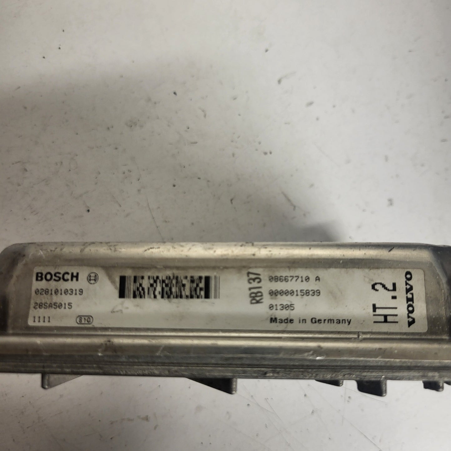 VOVLO V70 ECU / 0281010319 / 28SA5015 / HT.2 / BOSCH