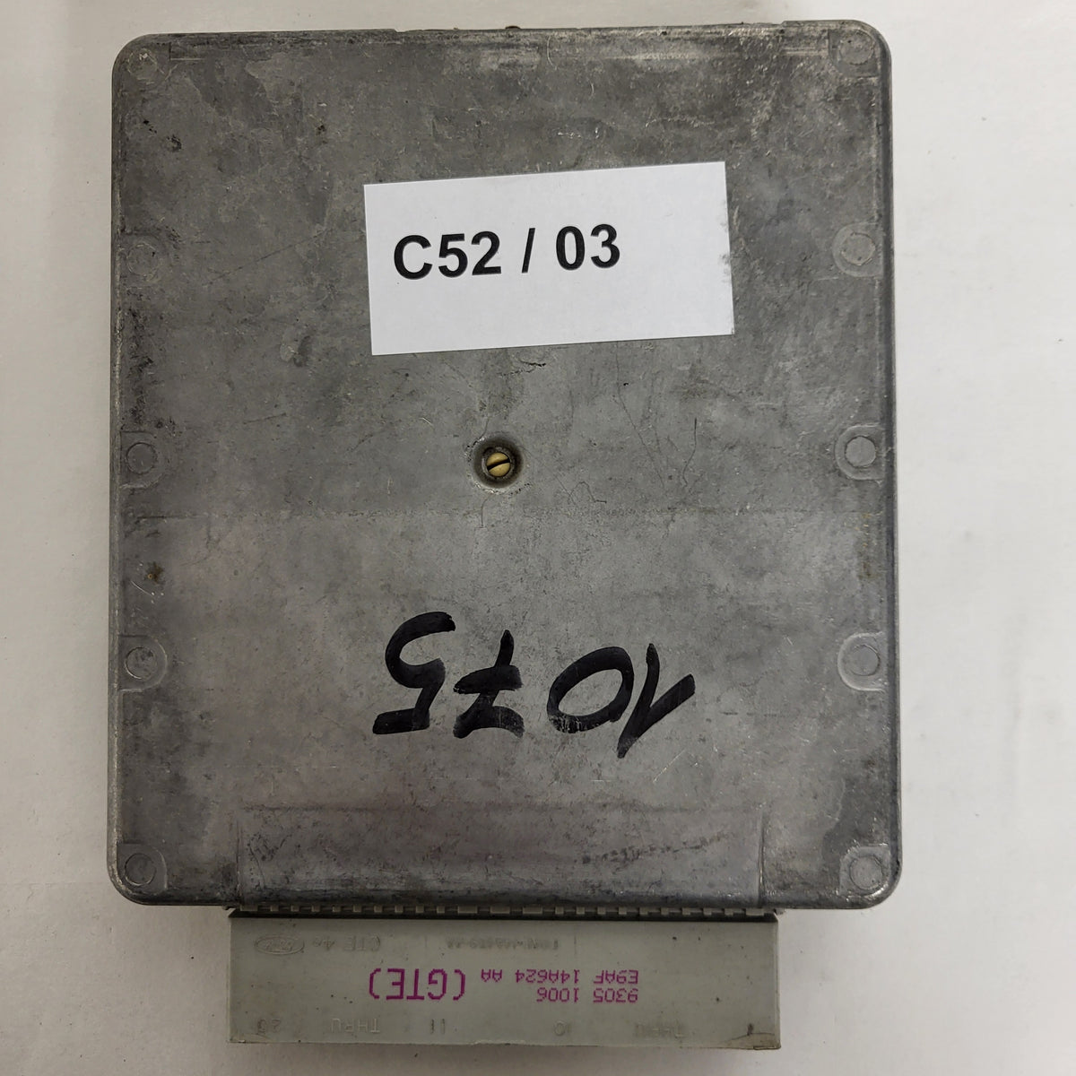 Ford Focus ECU / 92AB-12A650-EB / 2AEB / EEC-IV / CSD-201 - C52-03 - 3