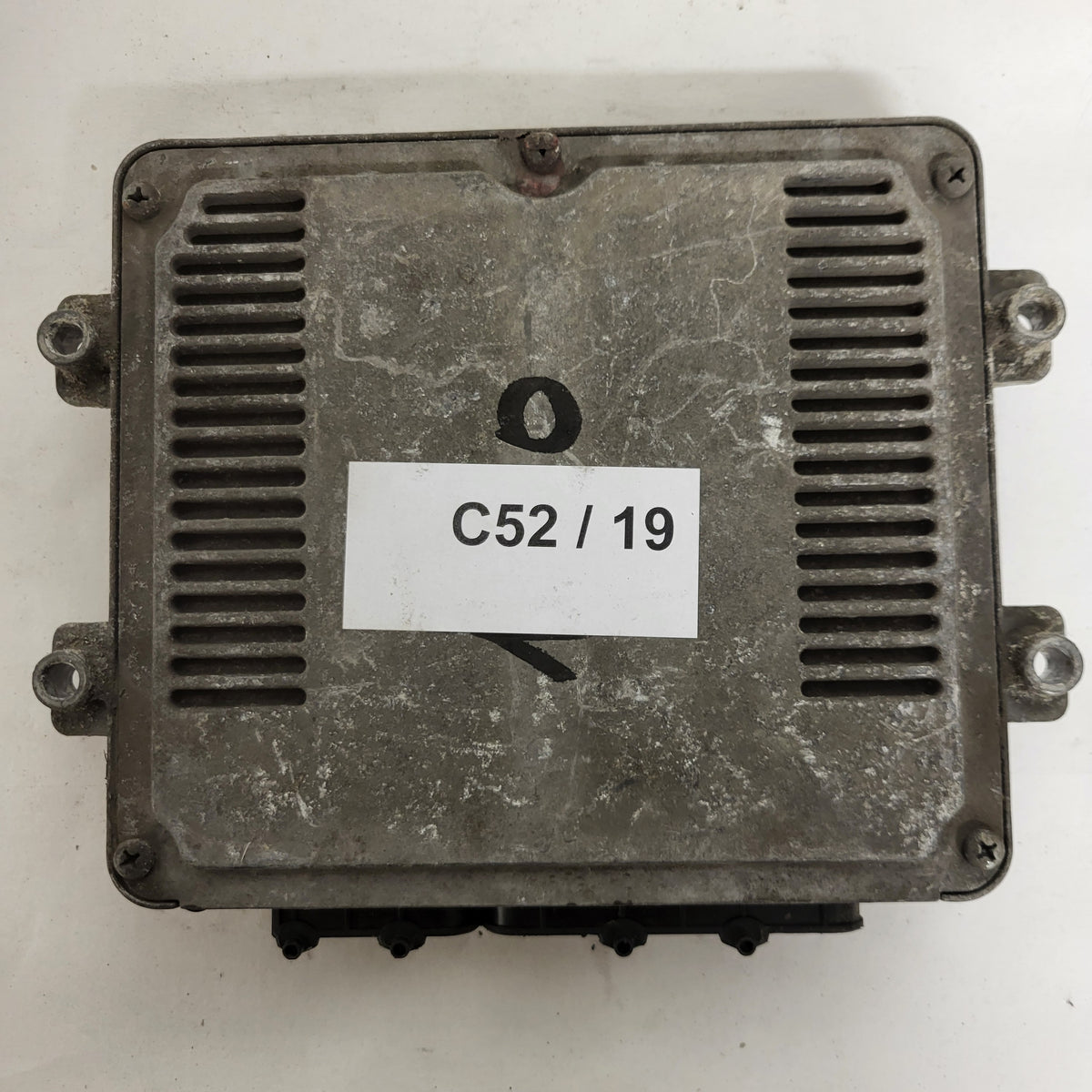 FIAT PUNTO 2 188 1.2 ECU / 51822895 / 4100148 / 6A03B000A9 / C601 - C52-19 - 3
