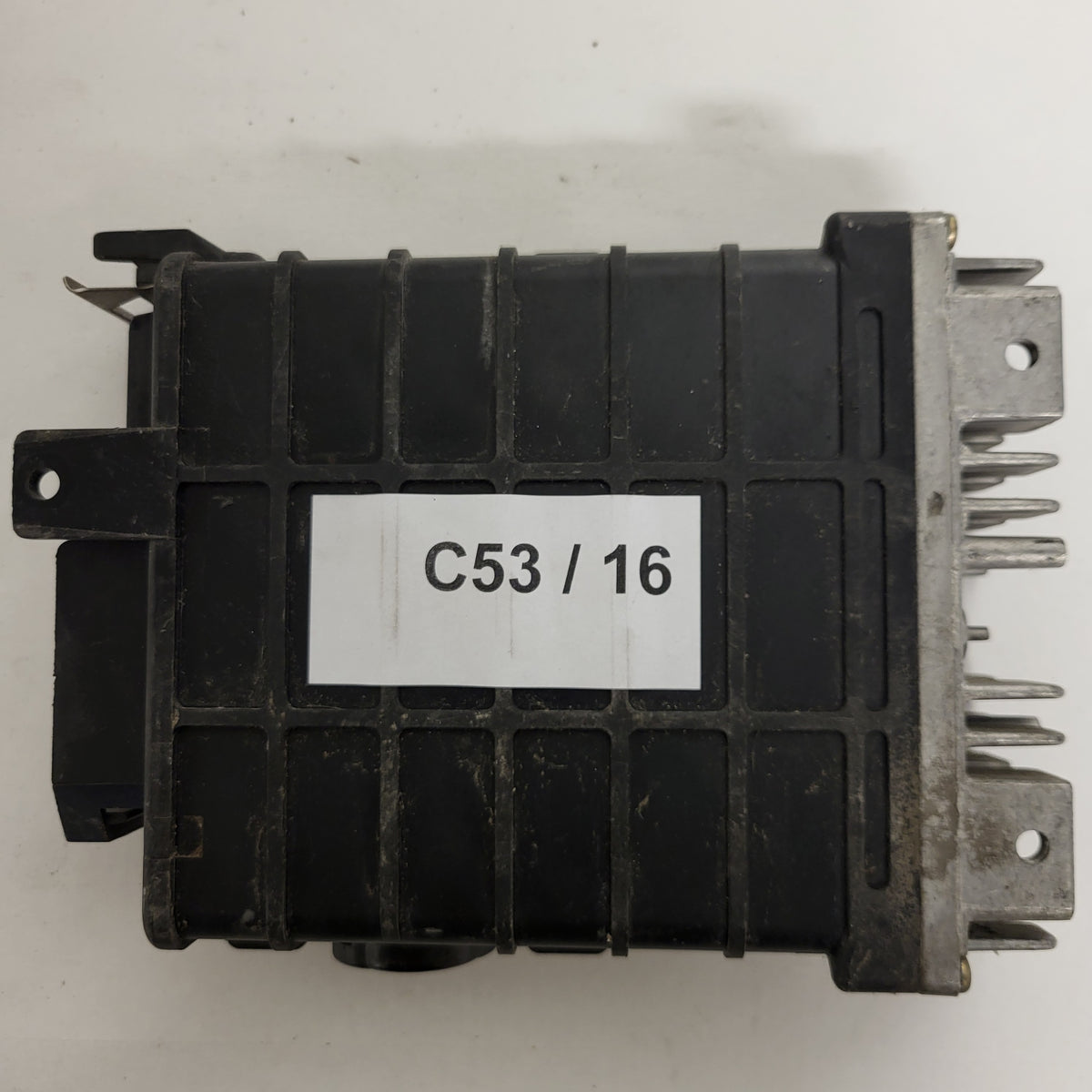 Peugeot 106 Citroen Ax / ECU / 0280000751 / BOSCH - C53-16 - 3