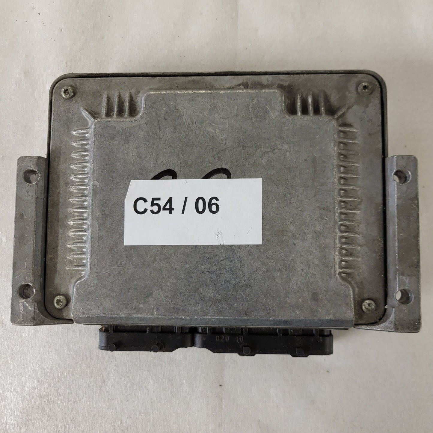 FIAT STILO 1.9 JTD ECU / 0281011553 / 55191209 / 19247DAA / BOSCH