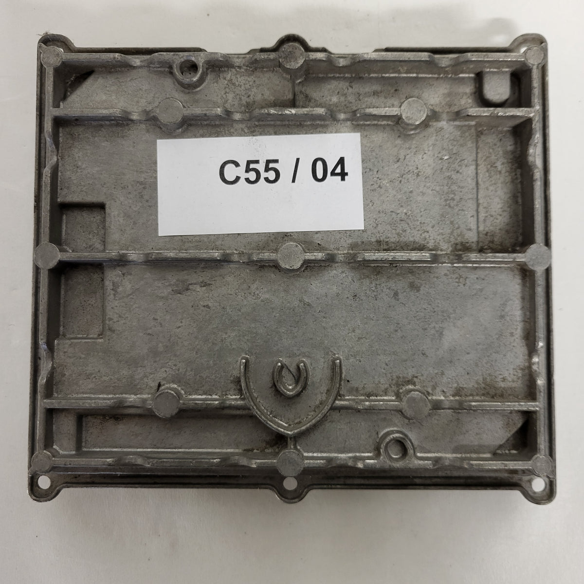 SMART FORTWO ECU / 0261205004 / 0003107V006 / HW 32.98 / BOSCH - C55-04 - 3