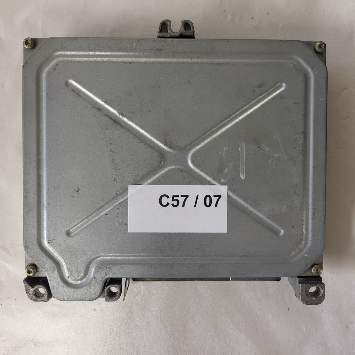 Renault Clio ECU / S101718103C / HOM 7700749946 / 7700864507 / S101718103 - C57-07 - 3