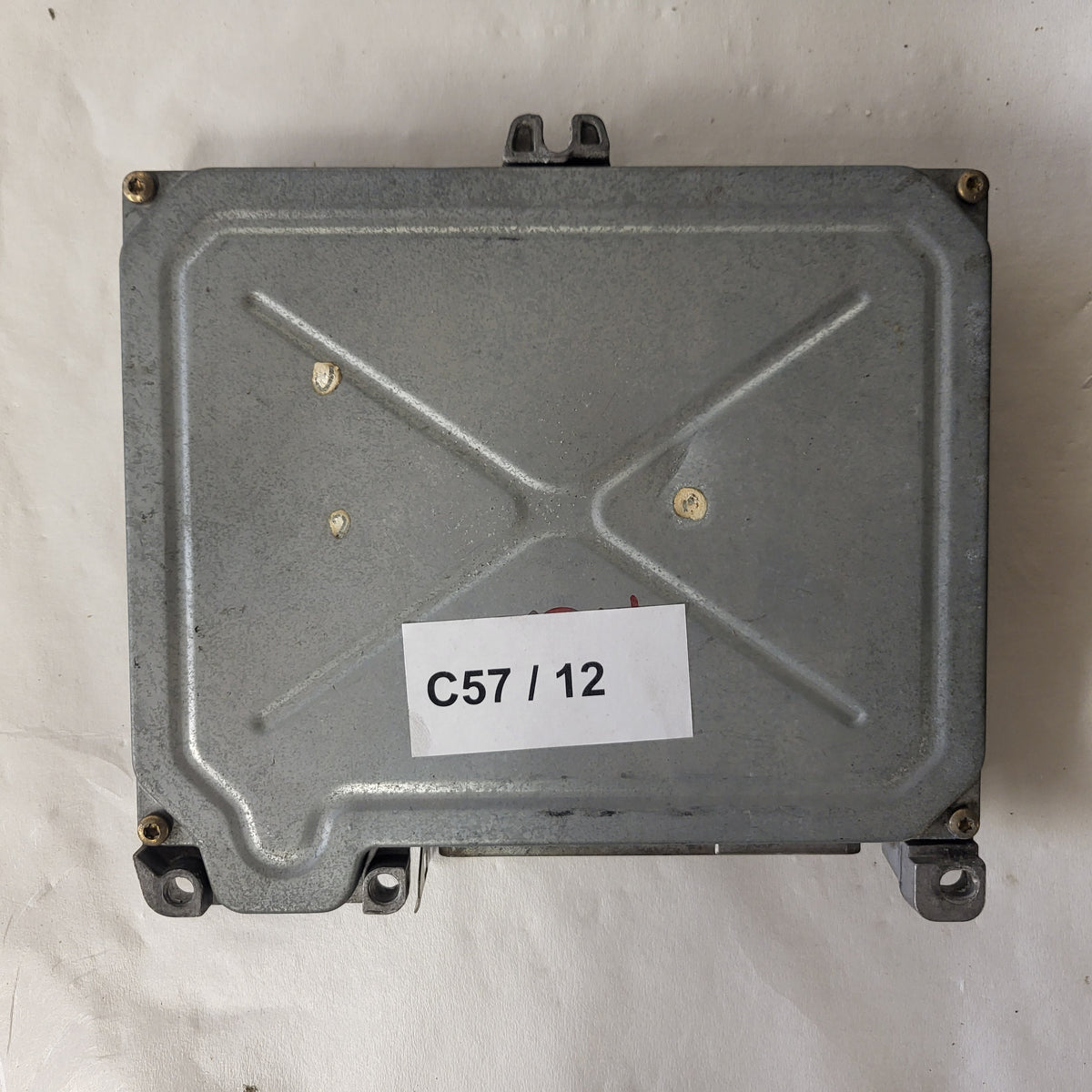 Renault Clio ECU / S101718103C / HOM 7700749946 / 7700864507 / S101718103 - C57-12 - 3