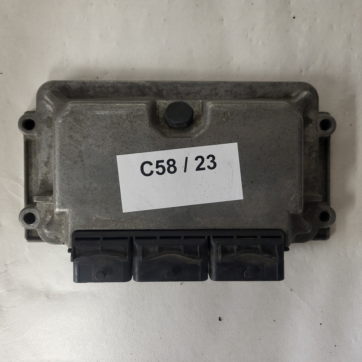 Citroen Saxo Peugeot 106 ECU / 0281001839 / 9630059880 / AS4 / BOSCH - C58-23 - 3