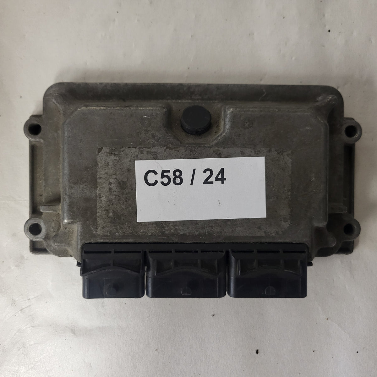 Citroen Saxo Peugeot 106 ECU / 0281001839 / 9630059880 / AS4 / BOSCH - C58-24 - 3