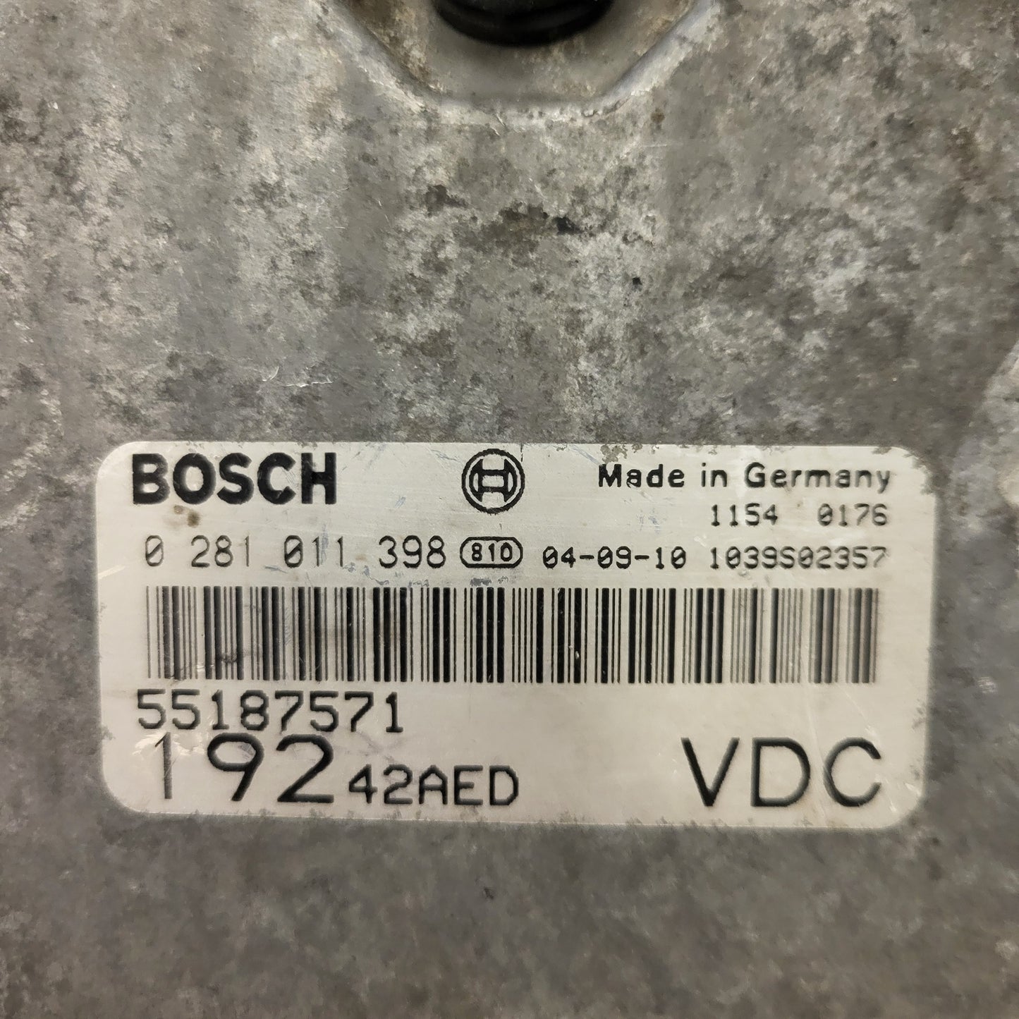 Fiat Stilo 1.9 JTD ECU / 0281011398 / 55187571 / 19242AED / 1039D02357 / BOSCH