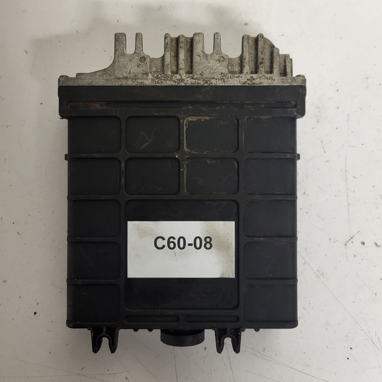 VW GOLF 3 ECU / 02161203729/730 / 037906258AQ / BOSCH