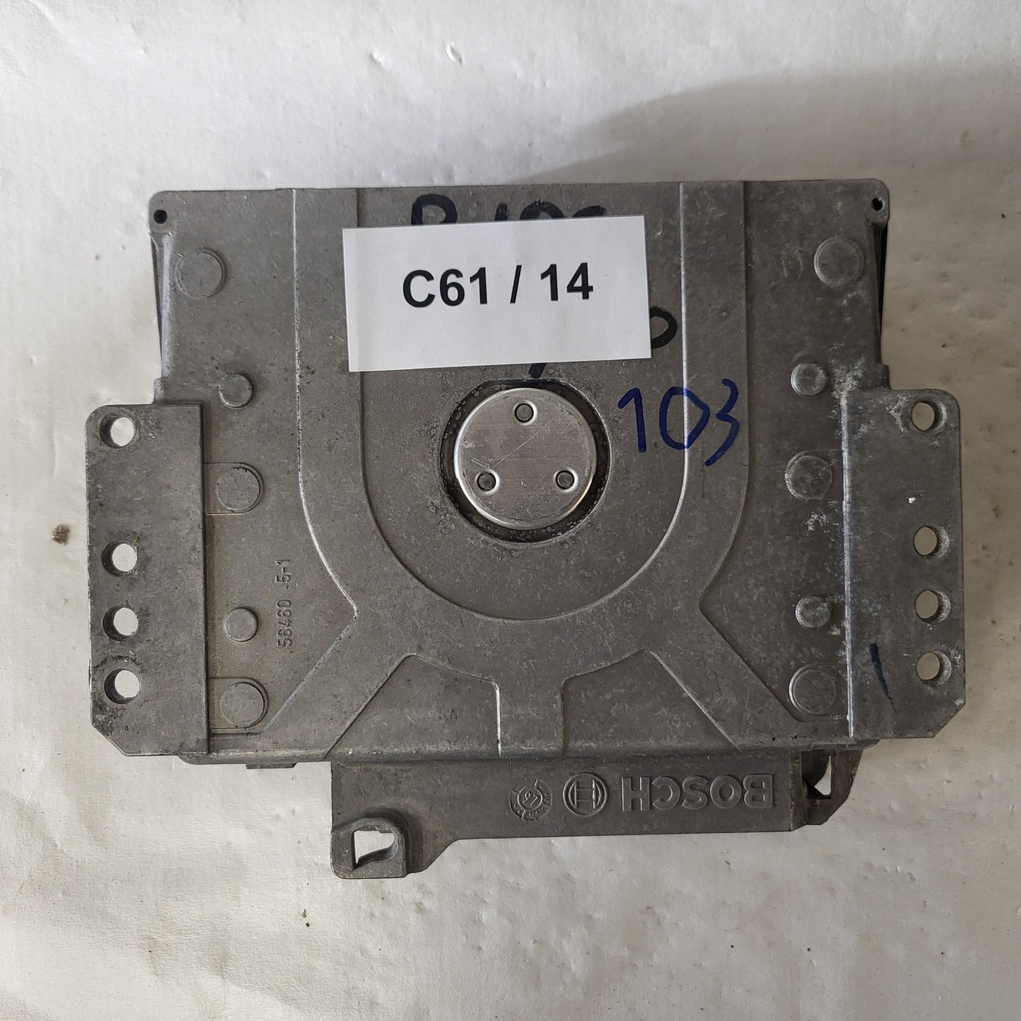Peugeot 106 Citroen Saxo 1.1 ECU / 0261204622 / 9630278180 / MA3.1 / BOSCH