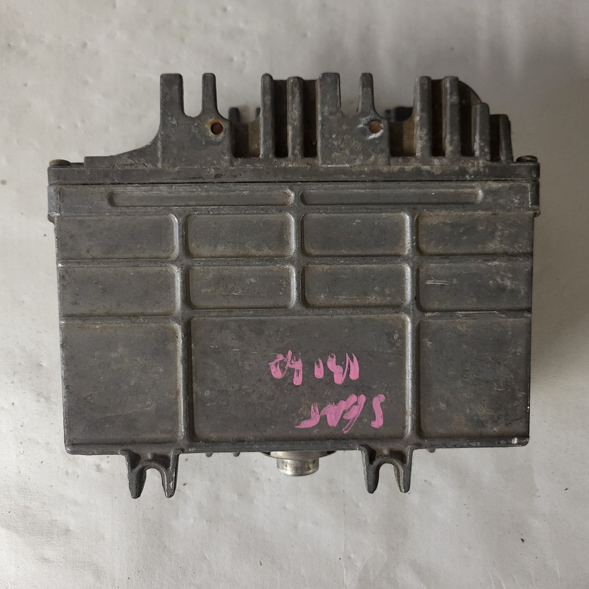 VOLKSWAGEN POLO 6N ECU / 0261204593 / 6K0906027E / BOSCH - C63-05 - 3