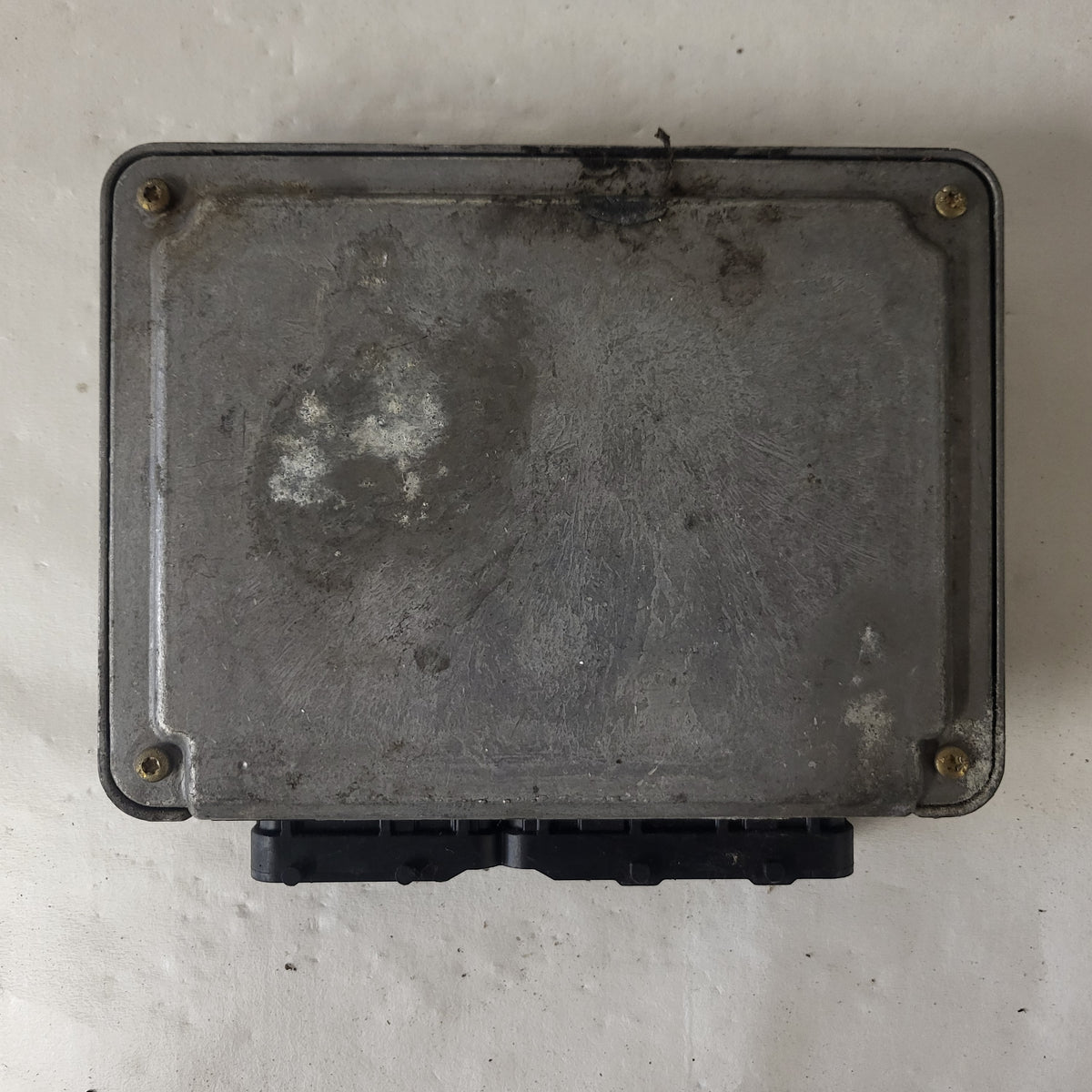 OPEL ASTRA ECU / 0281010267 / 24417167 / B01013 / PB / BOSCH - C63-11 - 3