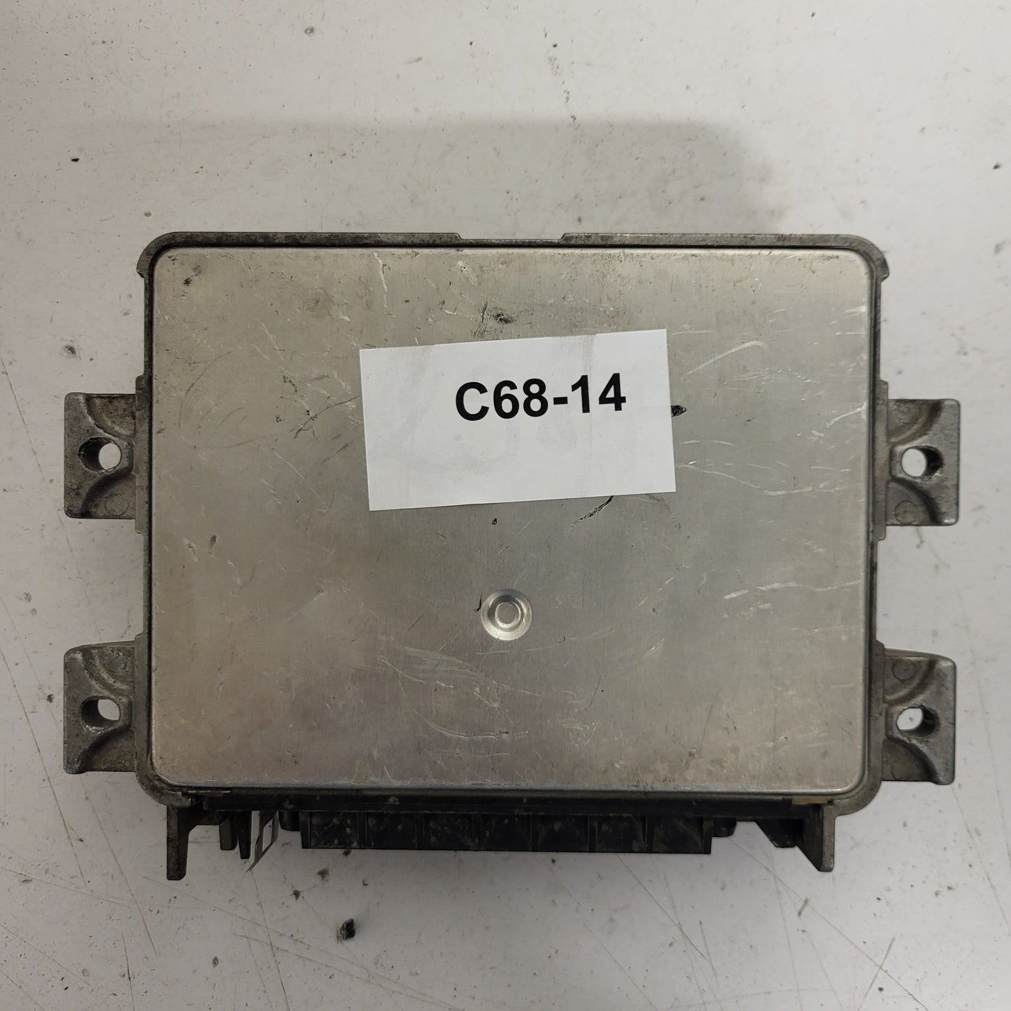 FIAT 500 ECU / IAW 6F.S0 / 7780555 / 61602.054.01 / MAGNETI MARELLI