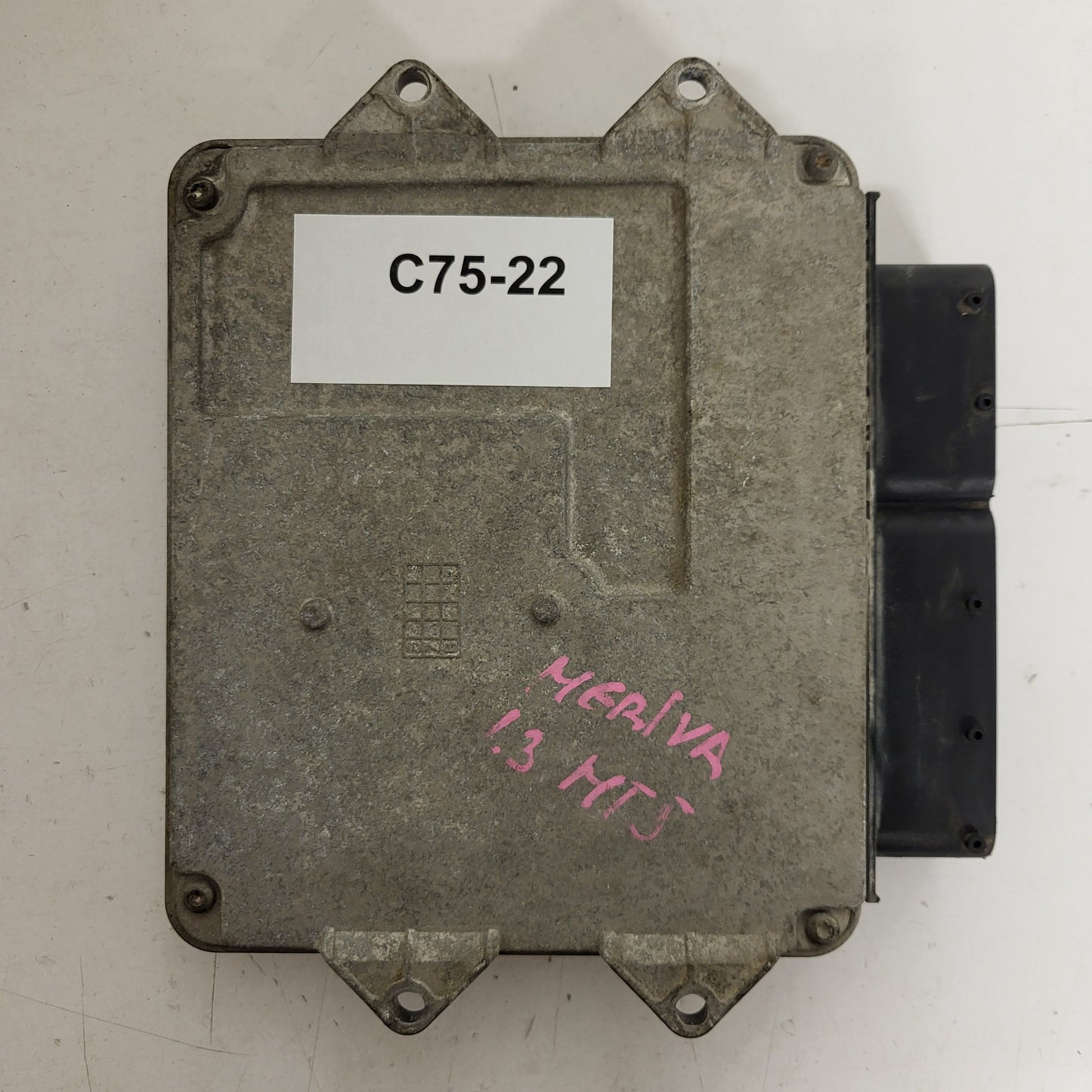 OPEL MERIVA A 1.3 CDTI ECU / 55198927 / MJD 6O2.M1 / HW03D / MJD6O2.M1 / BY