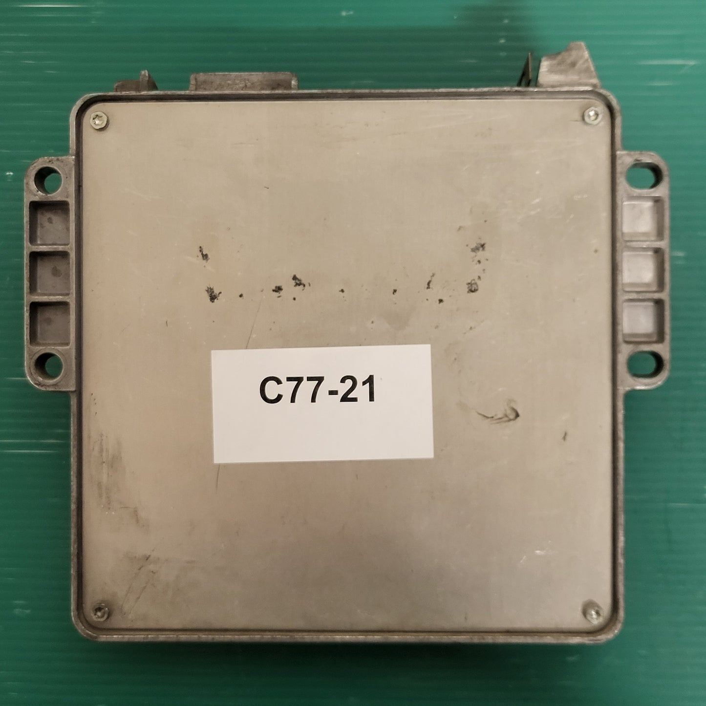 RENAULT 55 PIN CLIO ECU / 7700111151 / 21651136-6B / 7700868294 / 21651136-6
