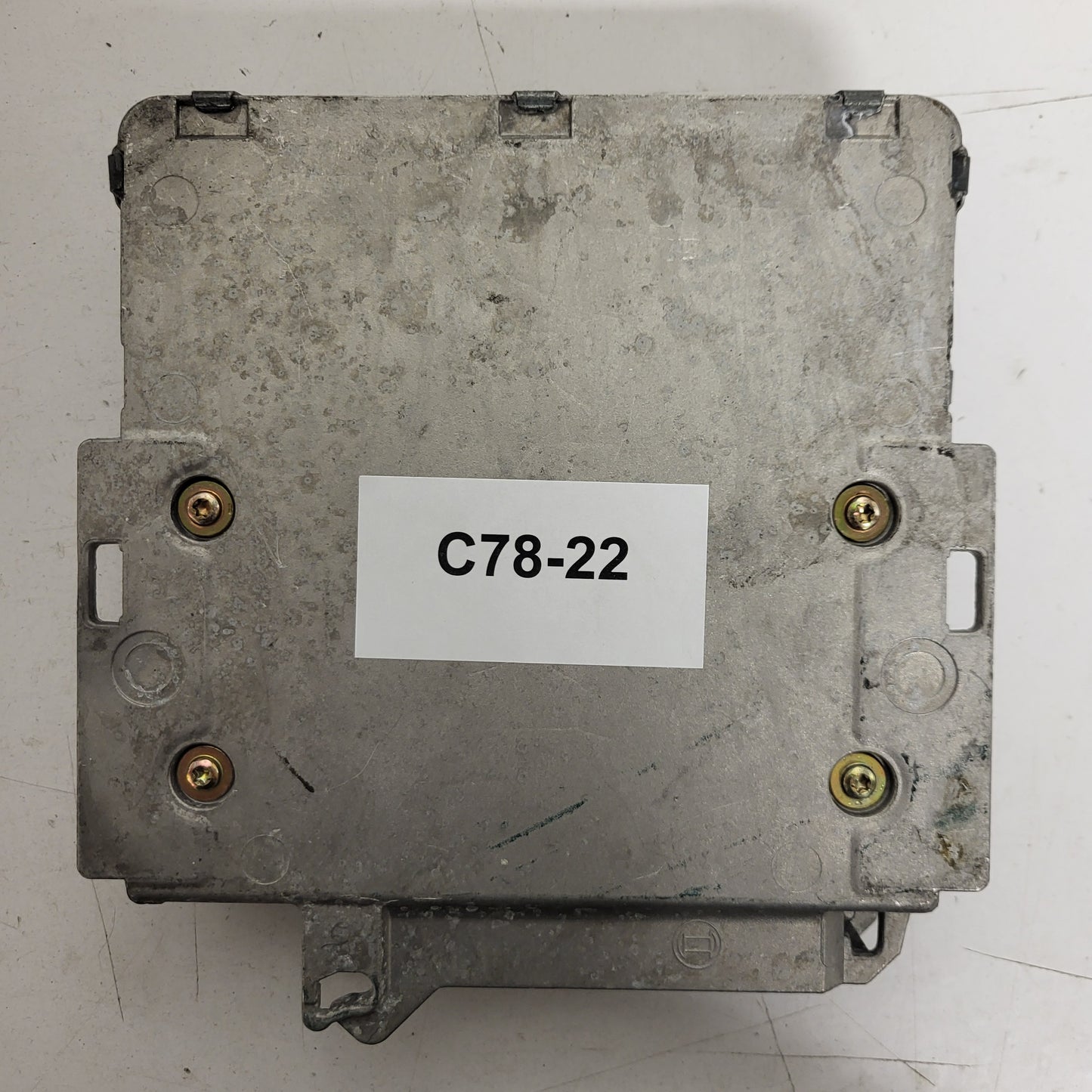 BMW 3 E36 ECU / 0281001243 / 2245541 / BOSCH