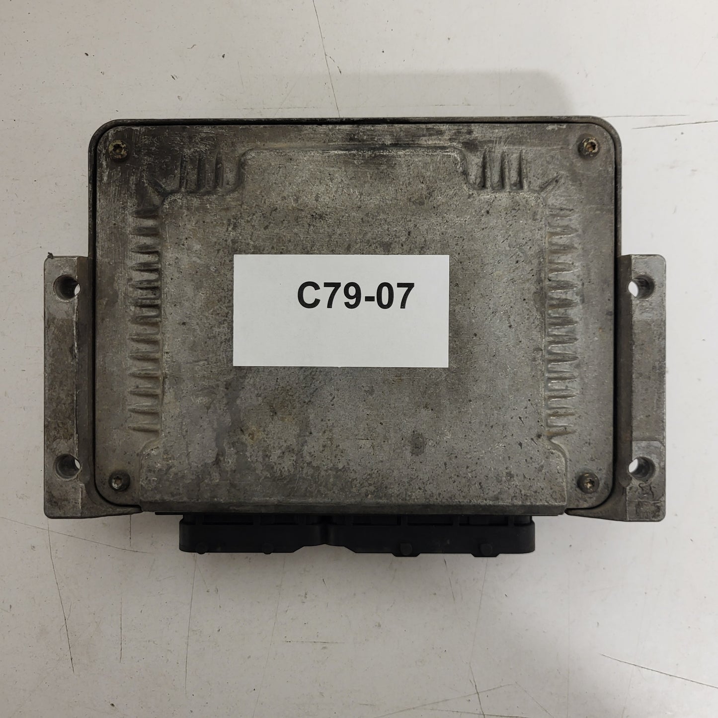 Fiat Stilo 1.9 JTD ECU / 0281010337 / 55185364 / BOSCH
