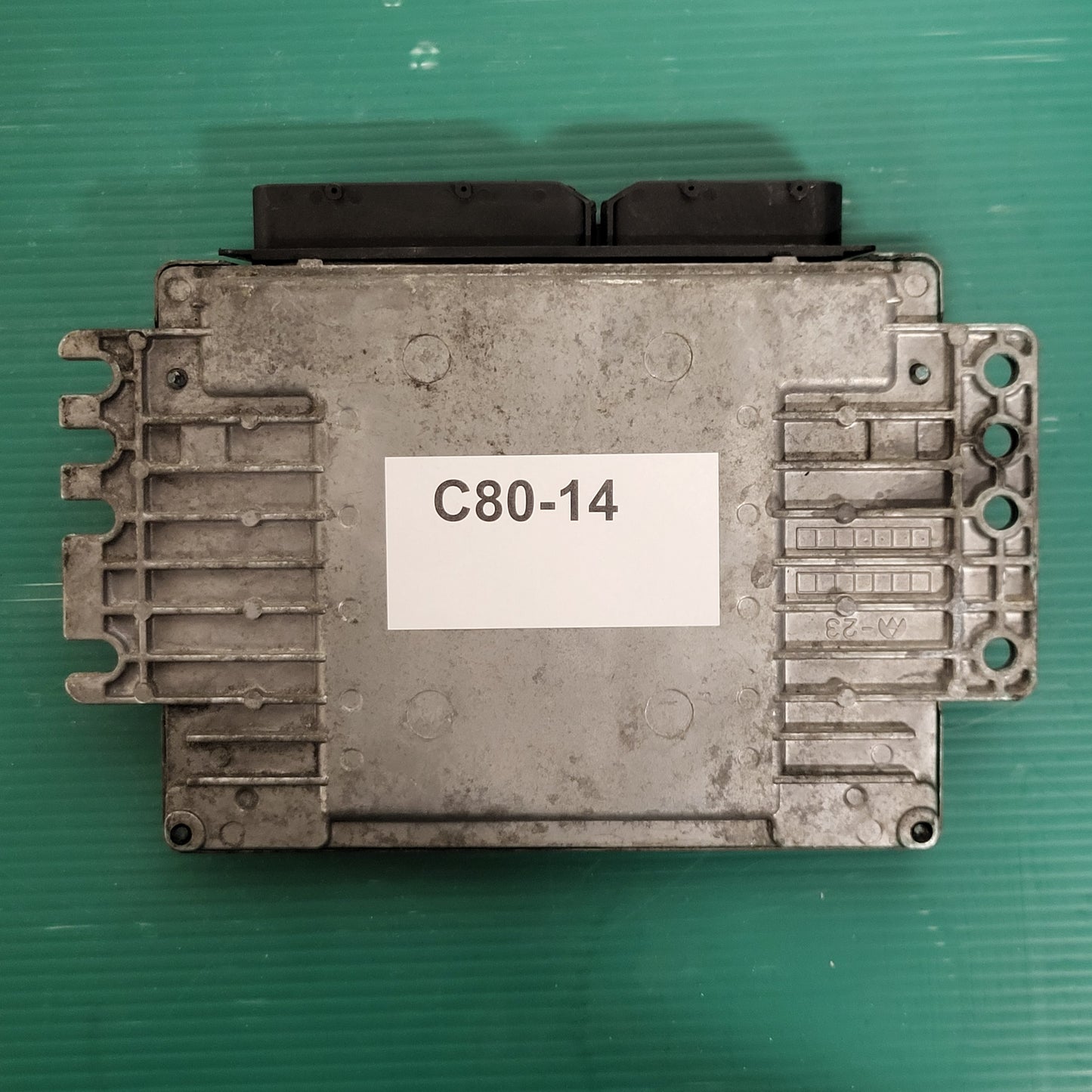 NISSAN NOTE ECU / MEC37-650 / D1 9619 KJ / HITACHI