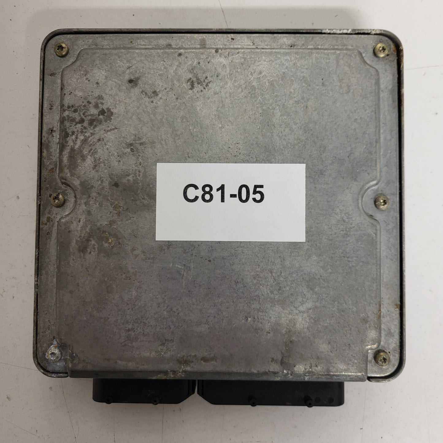 VW PASSAT ECU / 038906019A / 0281001691 / BOSCH