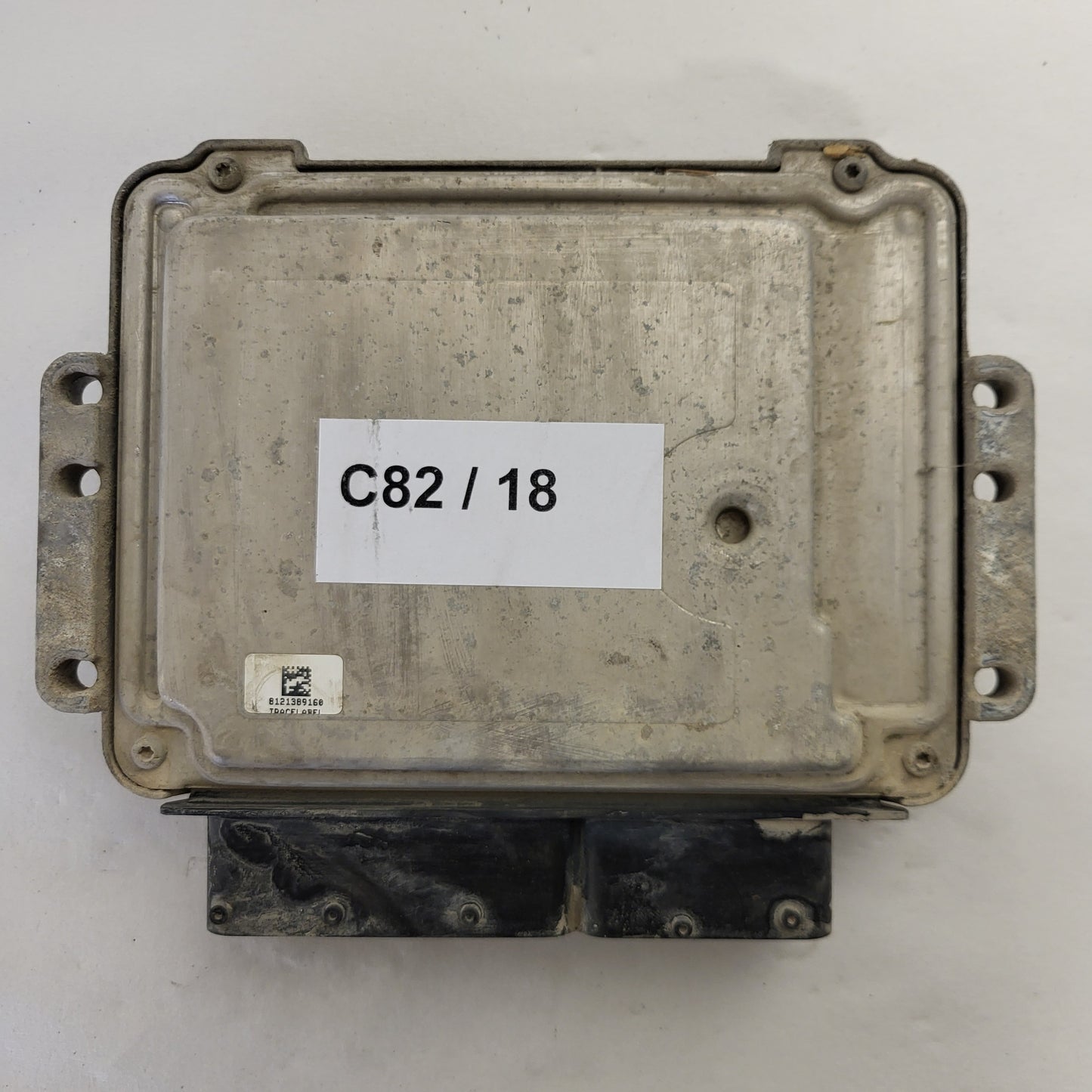 OPEL ASTRA H ECU / 0281012694 / 55560810 / DB / BOSCH