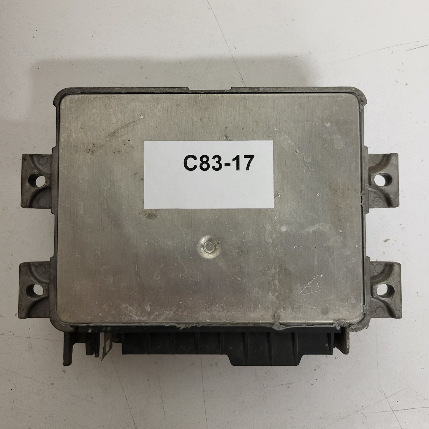 Fiat Punto 1.2 16V ECU / IAW 18FD.5Z / 46531218 / 61600.404.00 / MAGNETI MARELLI