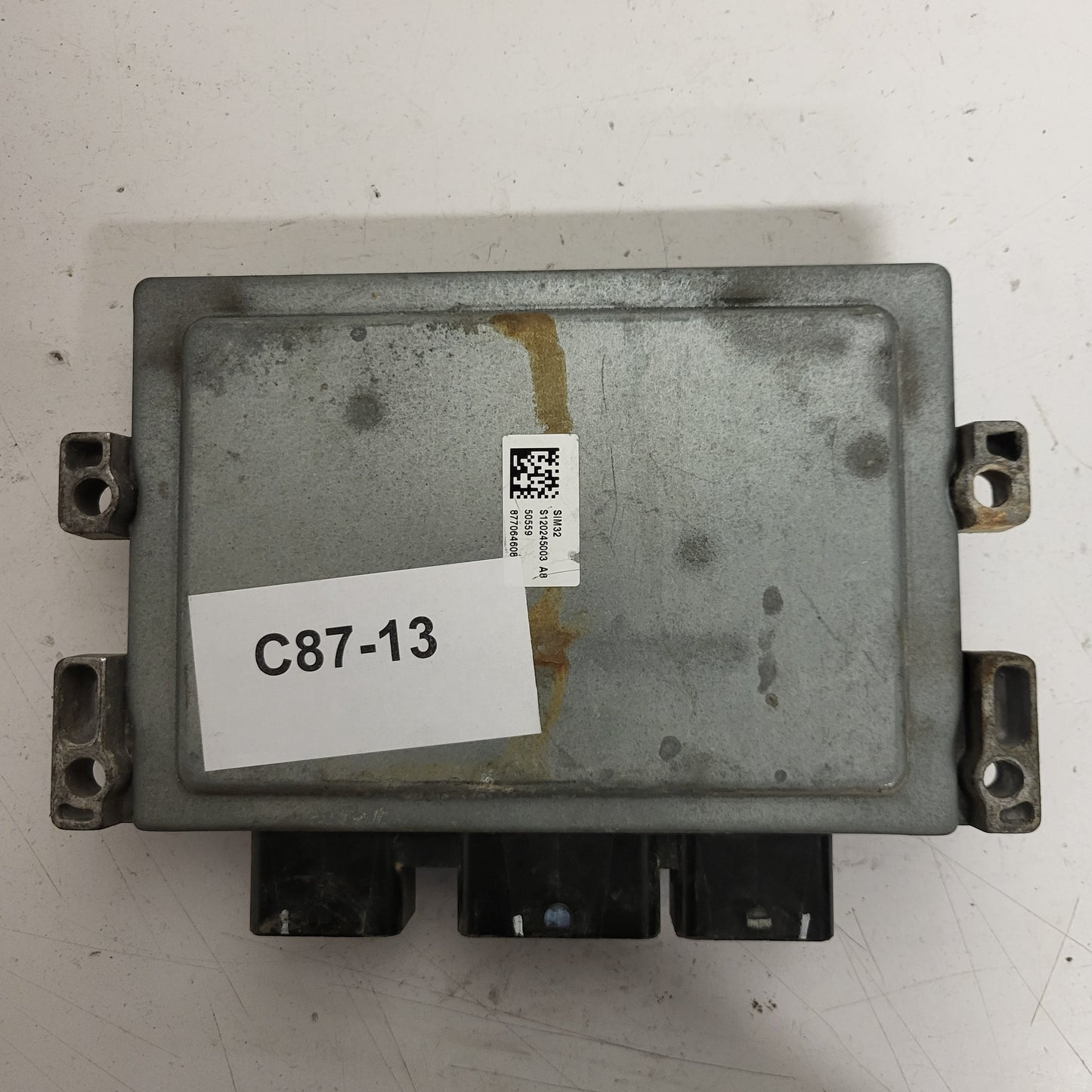 RENAULT ECU / S120201109A / SIM32 / 8200473744 / 8200400246 / SIEMENS