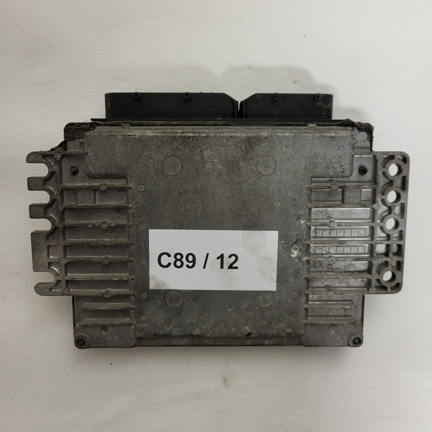 NISSAN MICRA ECU / MEC32-080 / F3 / U7 / HITACHI