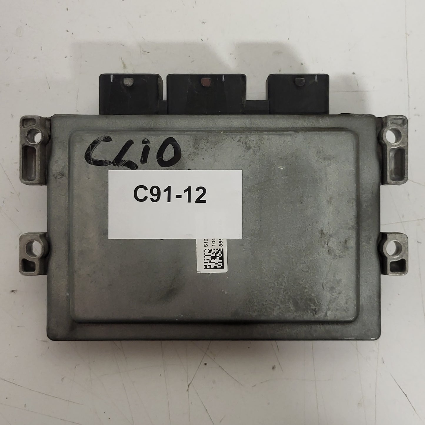 Renault Clio 3 ECU / S120200105A / 8200522357 / 8200510536 / SIM32 / S120200105