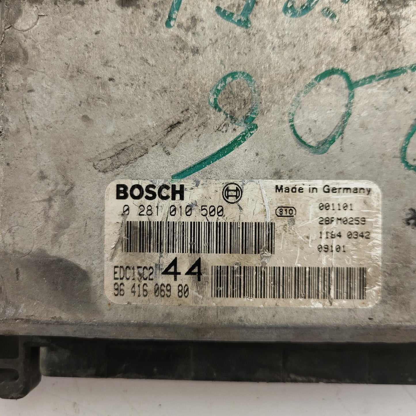 PEUGEOT 206 HDI ECU / 0281010500 / 9641606980 / EDC15C2 / BOSCH