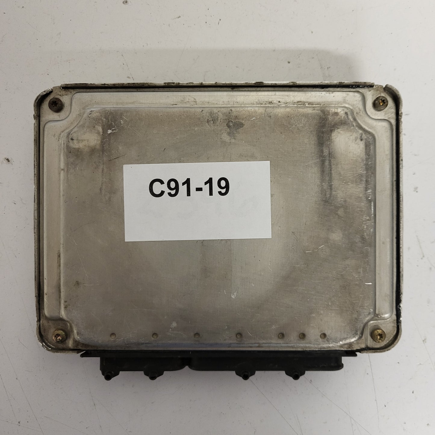 SEAT IBIZA ECU / 6K0906032AC / 0261207228 / ME7.5.10 / BOSCH