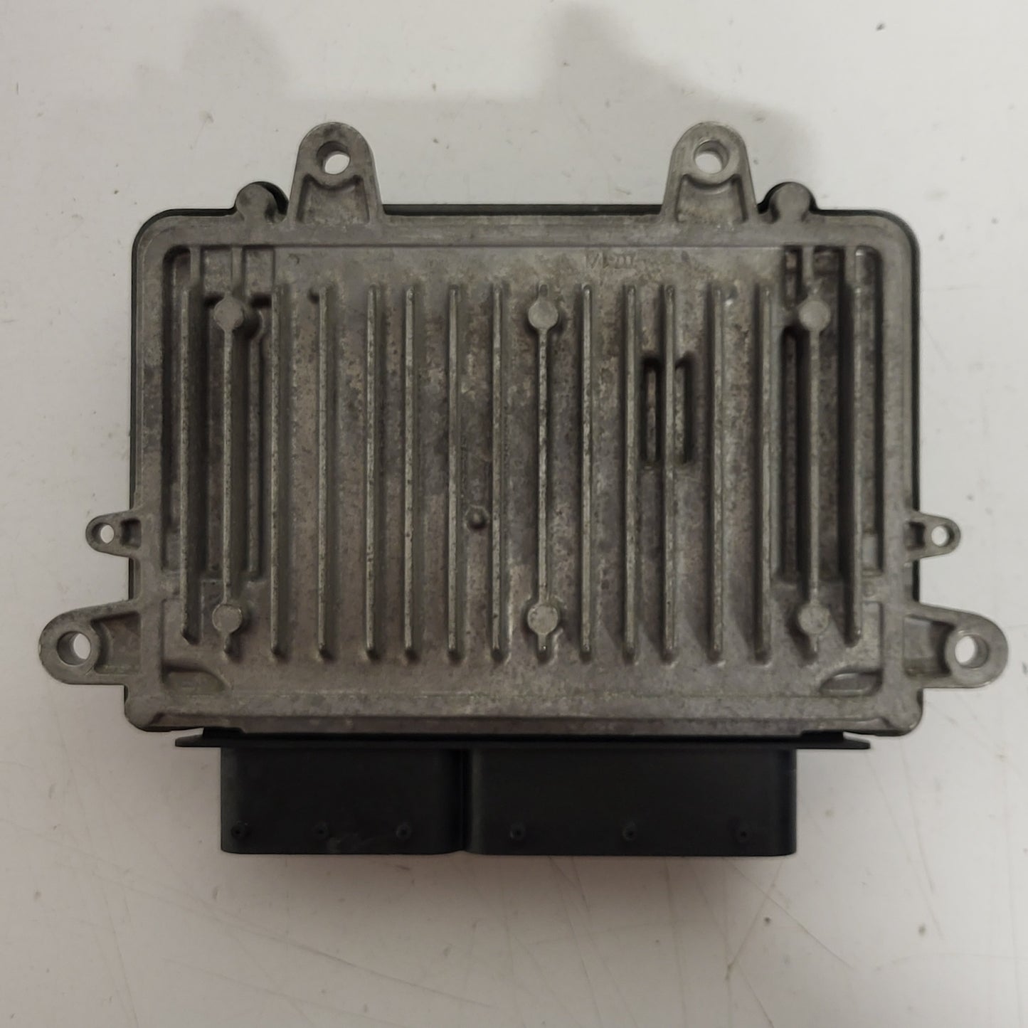 MERCEDES A B W169 ECU / 0281015127 / A6401504134 / CRA.43 / OM640 / BOSCH