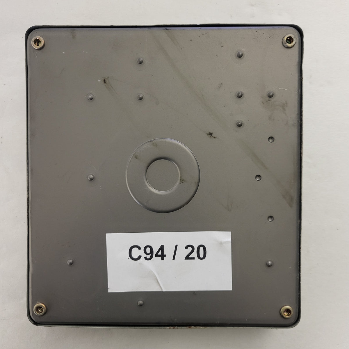 MAZDA ECU / FS9018881A / E2T83271T / FS90 / MITSUBISHI - C94-20 - 3