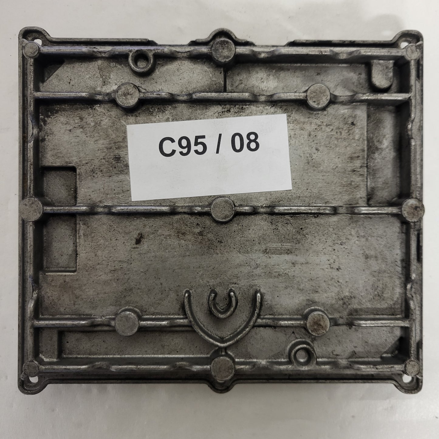 SMART FORTWO ECU / 0261205004 / 0003107V006 / HW 32.98 / BOSCH