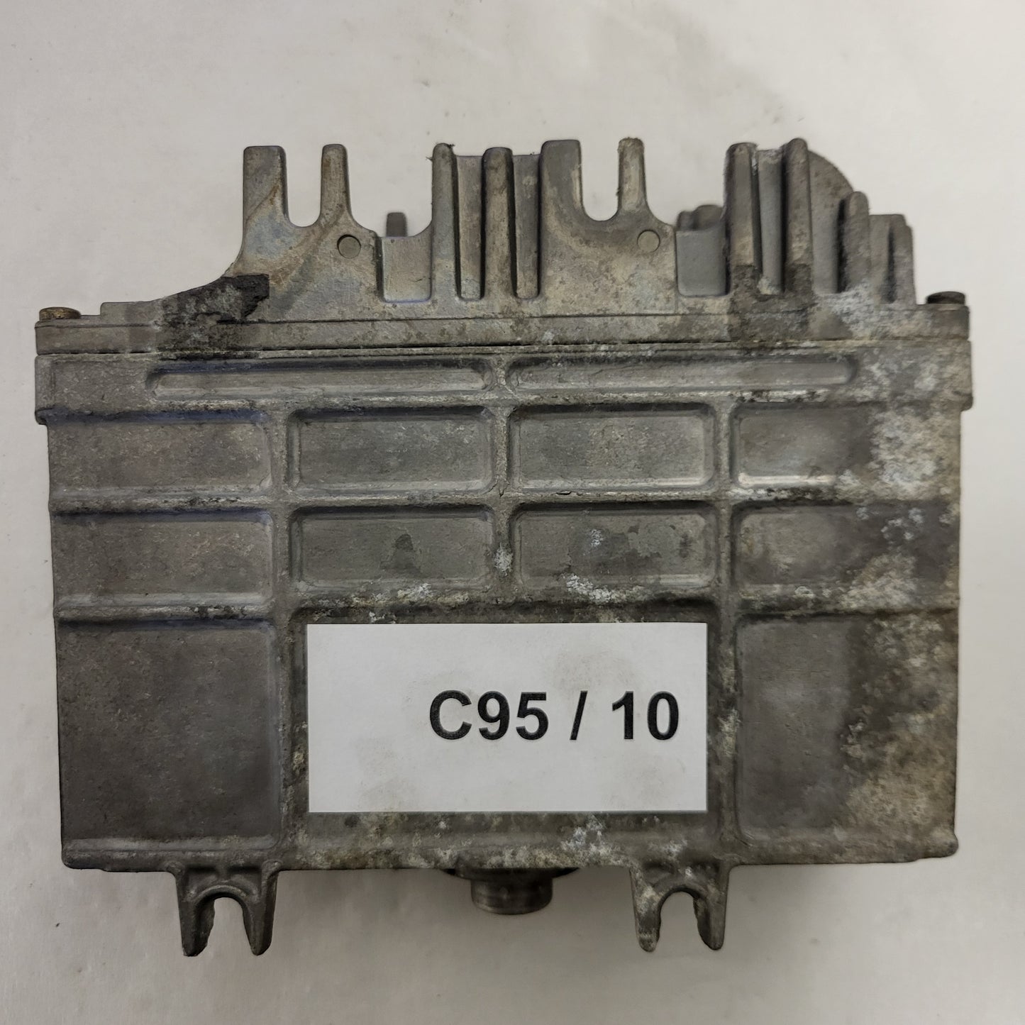 VW ECU / 030906027AL / 0261206226 / BOSCH