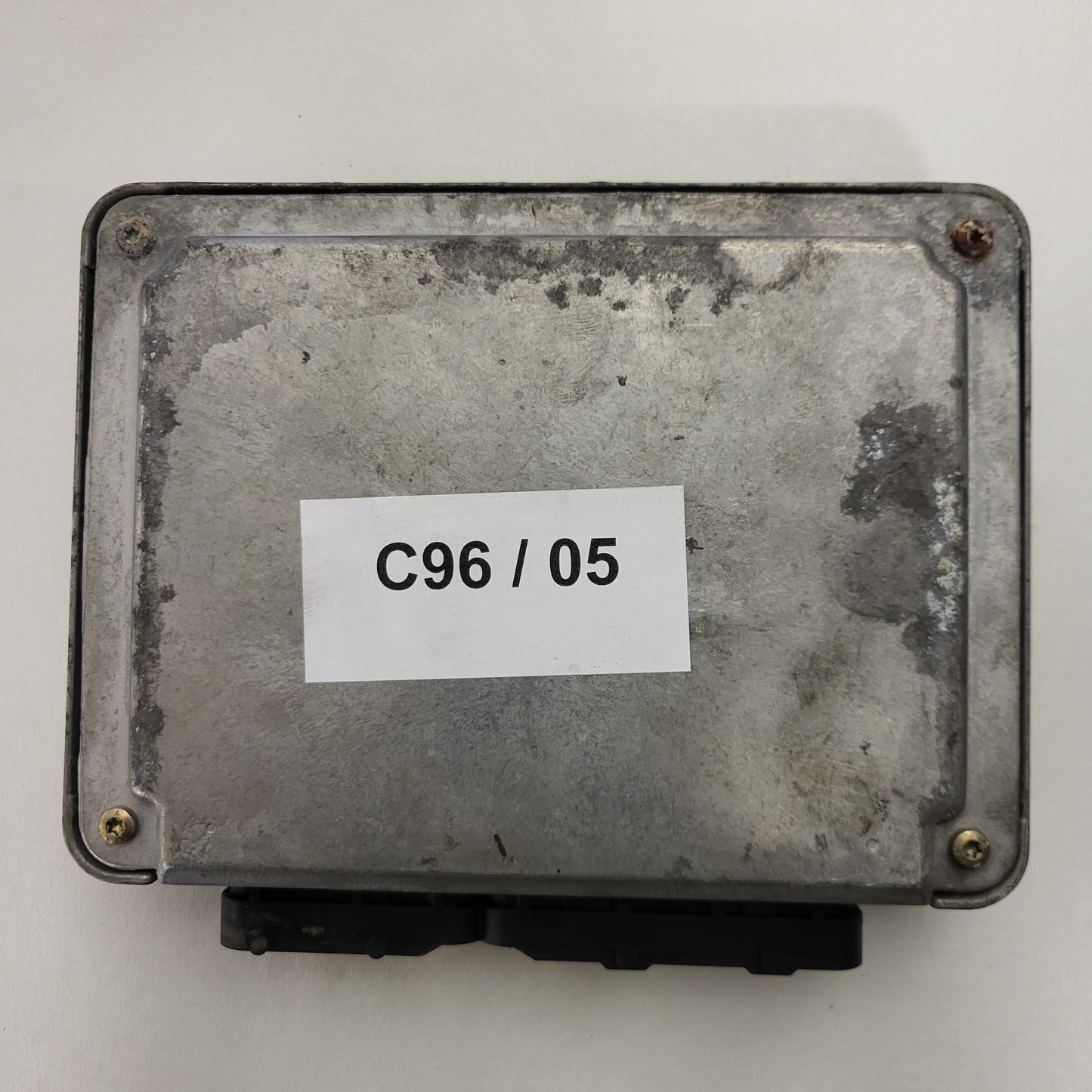 OPEL SINTRA ECU / 0281001637 / 90569337 / LC / BOSCH