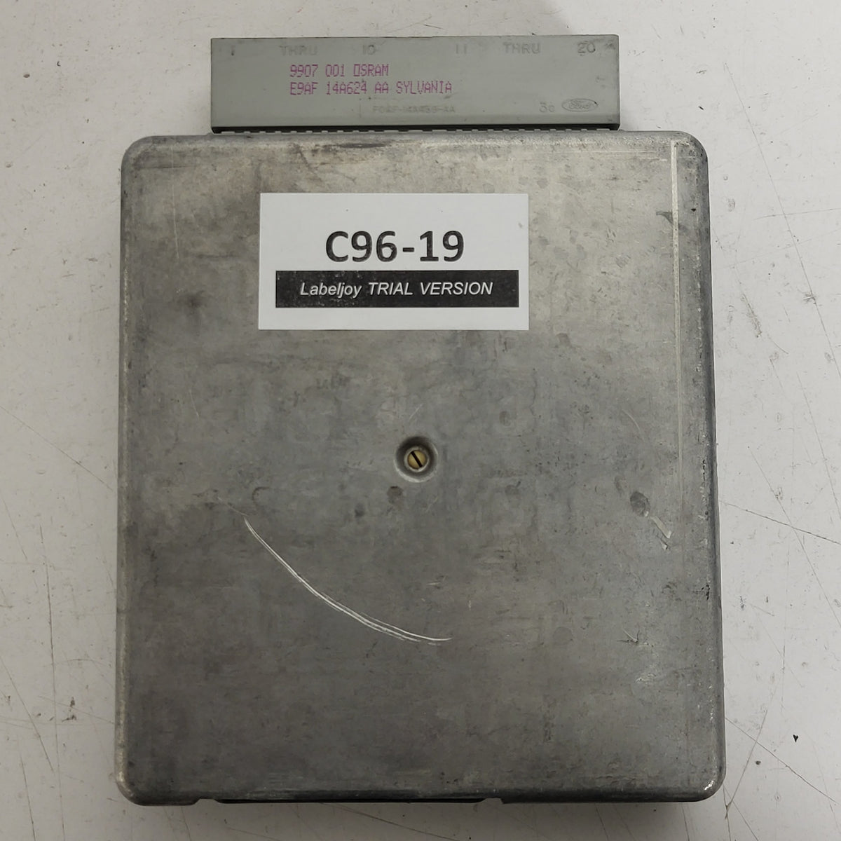 FORD KA ECU / XS5F-12A650-FA / FIFA / LP4-321 / EEC-V / XS5F12A650FA - C96-19 - 3