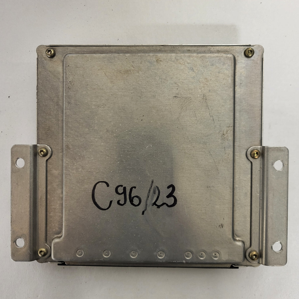 Fiat MULTIPLA ECU / 0281001879 / 46479993 / C414E186 / BOSCH - C96-23 - 3