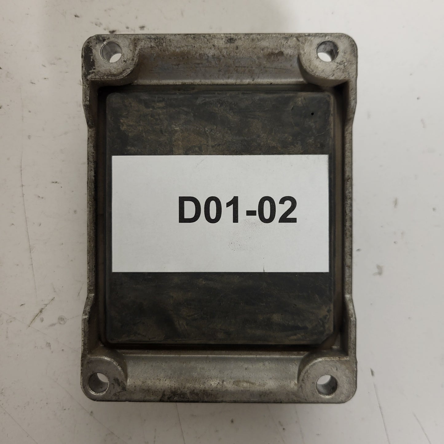 OPEL CORSA ECU / 0261207962 / 55350552 / SD / BOSCH