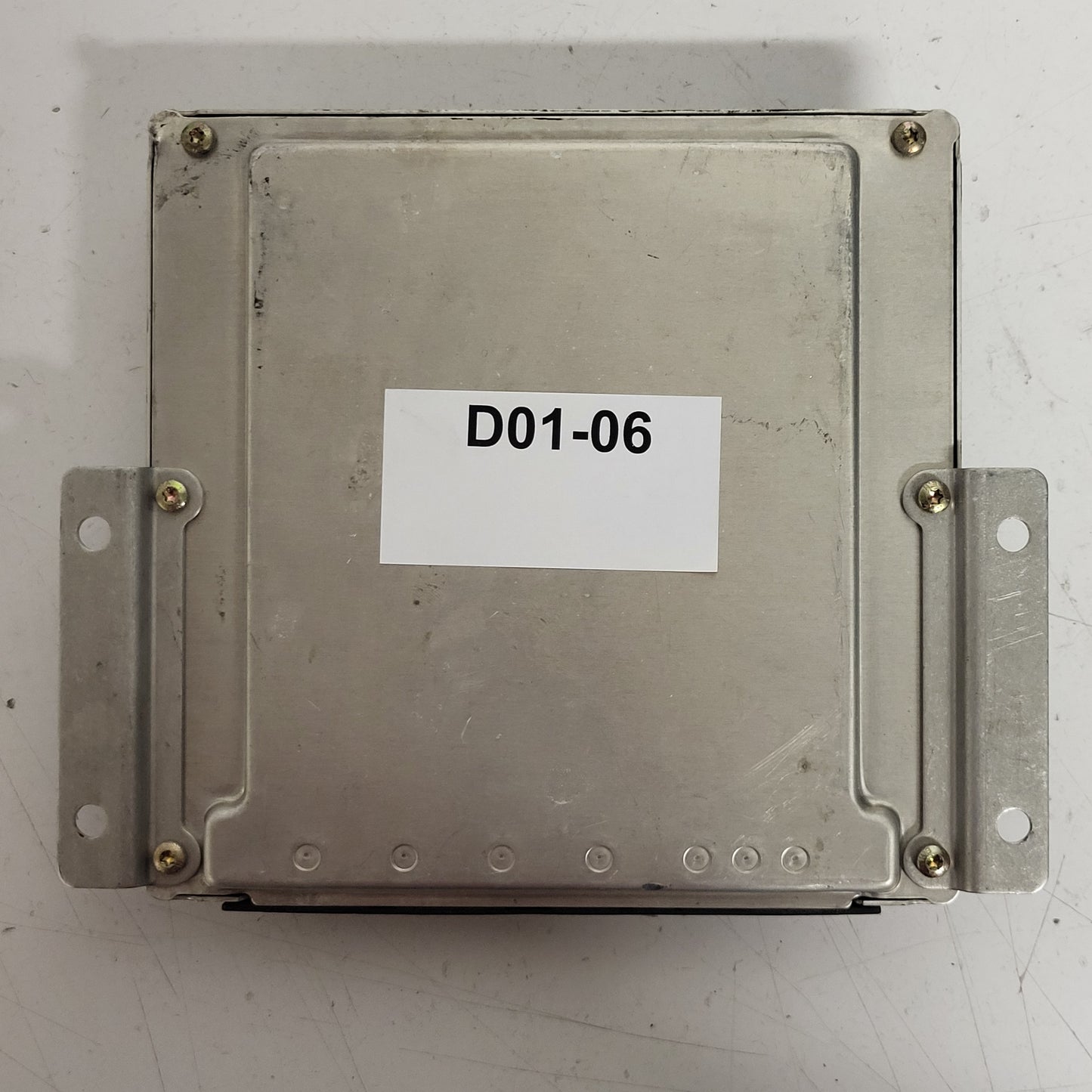 LANCIA LYBRA 1.9 JTD ECU / 0281010002 / 46782819 / BOSCH