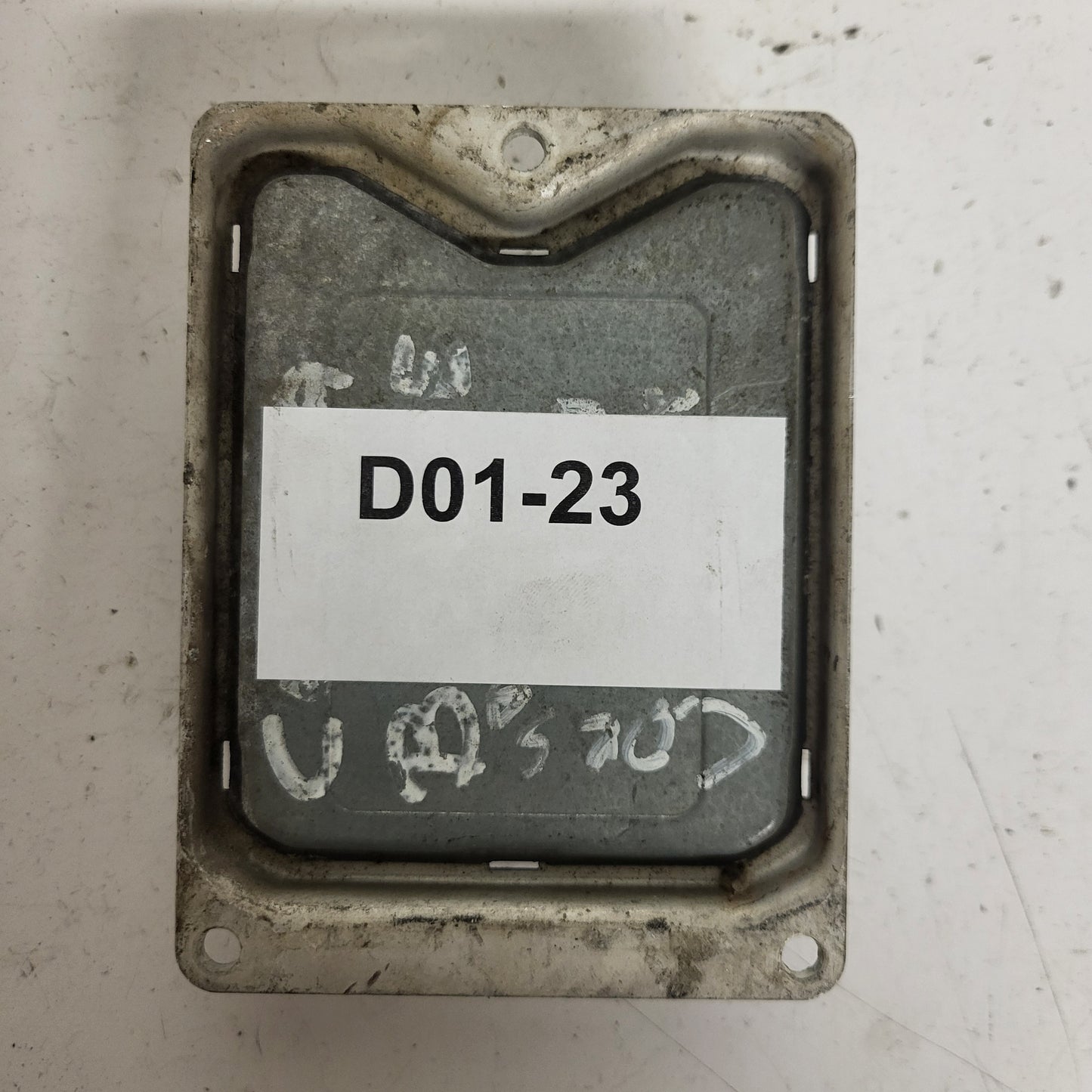 Opel ECU / 0261204475 / 90532610 / RZ / BOSCH