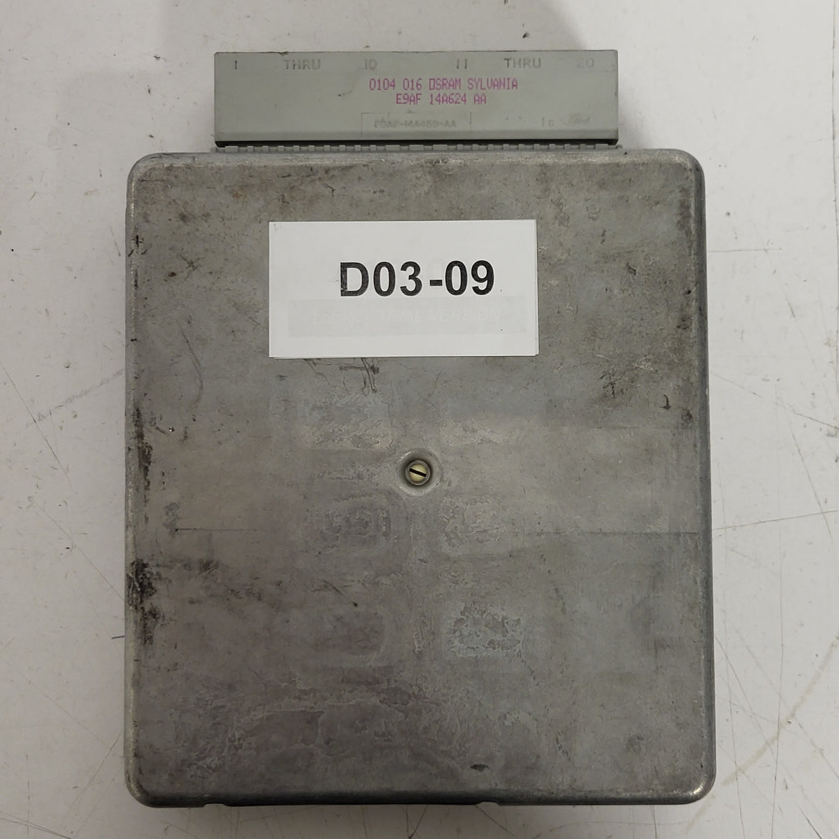 Ford KA ECU / 1S5F-12A650-BD / 1S5F12A650BD / LP4-322 / EEC-V / VISTEON - D03-09 - 3