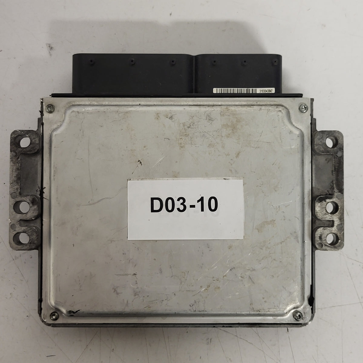 CHEVROLET ORLANDO GM ECU / 25184302 / 96561477 / DCM3.7AP / 28301402 - D03-10 - 3