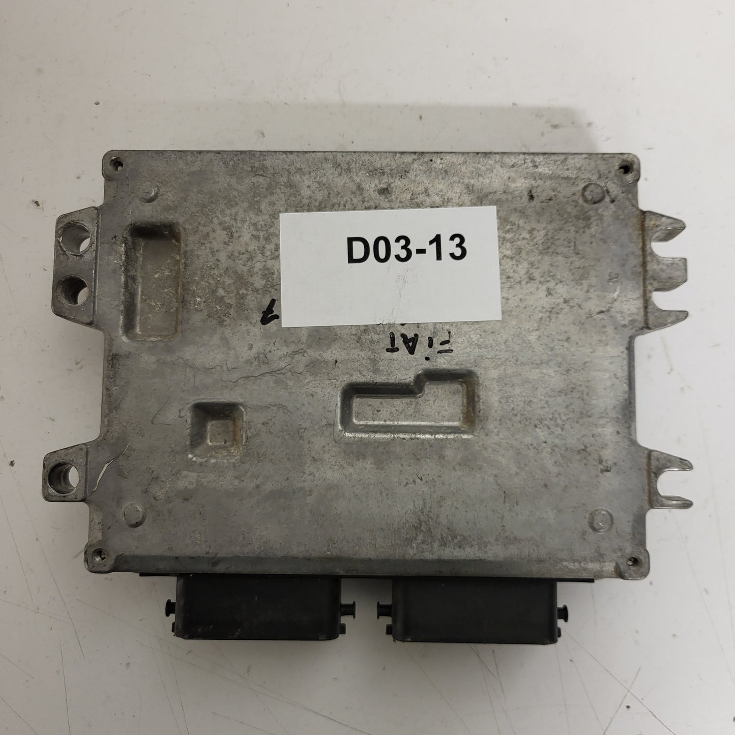 SUZUKI SX4 FIAT SEDICI 4X4 ECU / MB112300-2562 / 33920-79J2 / DENSO
