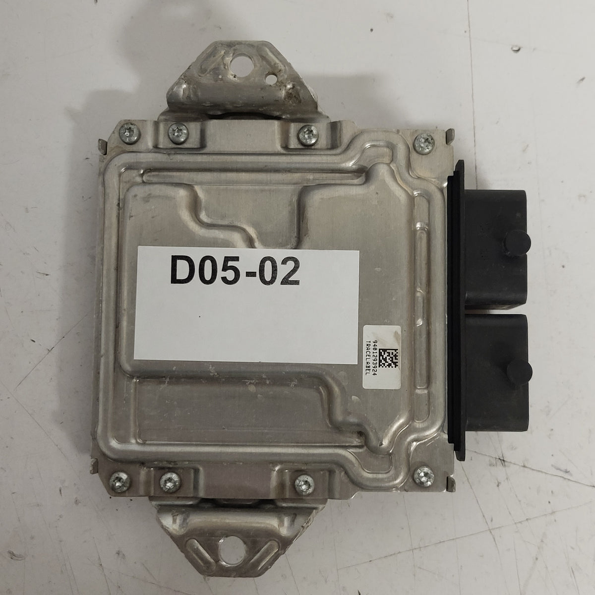 FIAT SEDICI SUZUKI SX4 ECU / 0261S04534 / 33920-55L20 / BOSCH - D05-02 - 3