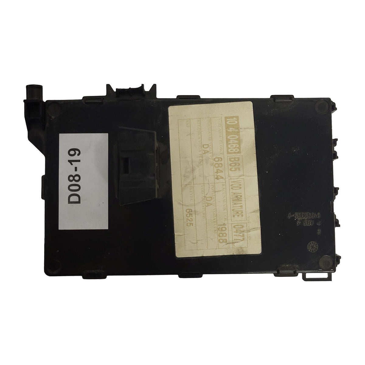 RENAULT UCH MODULE / P8200311988 / UCH-N1 / V5.3 - D08-19 - 3