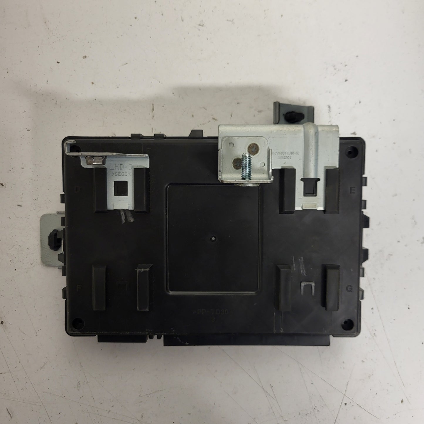 HYUNDAI KONA BCM ECU / 954A0-J9440 / KIA